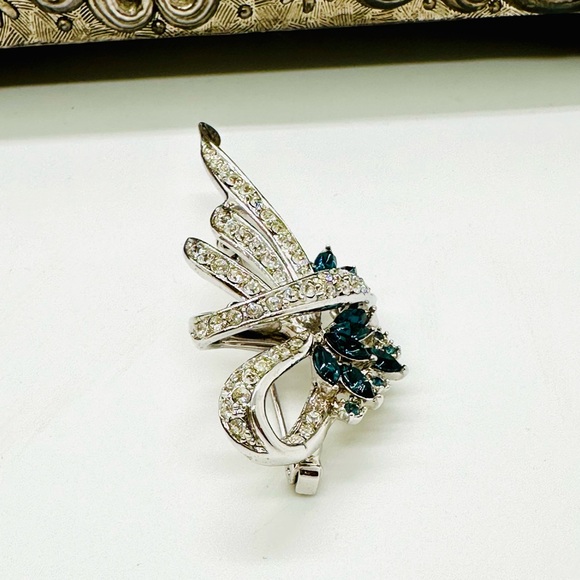 Vintage Blue Rhinestone Brooch - Picture 3 of 11
